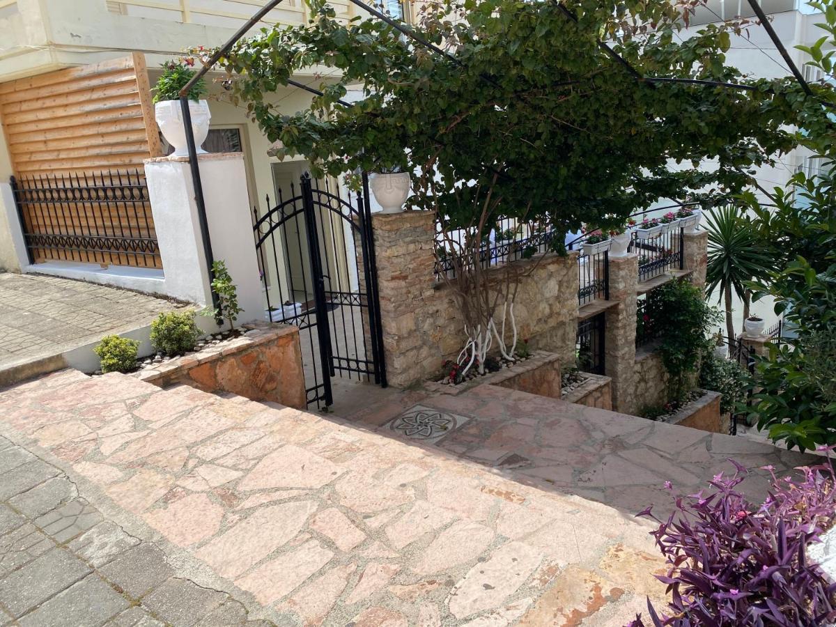 Apartamente Duplex Berti Saranda Dış mekan fotoğraf
